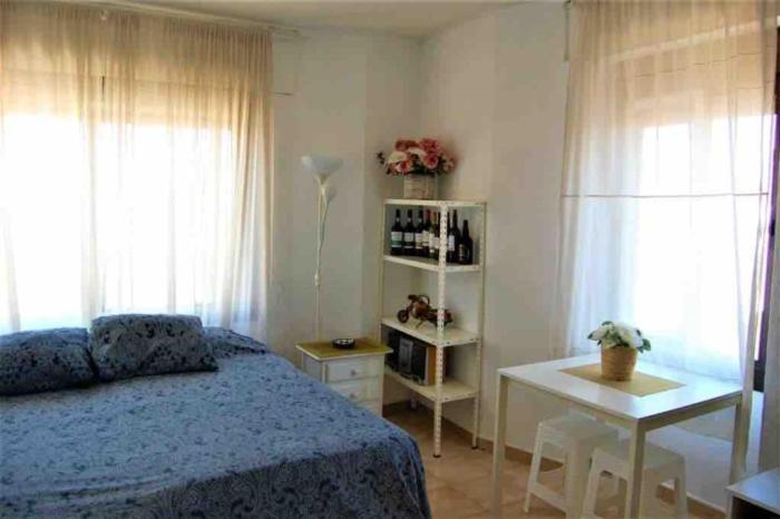 Apartamento Triana Plaza Cuba.wifi 500mb Netflix * Sevilla
