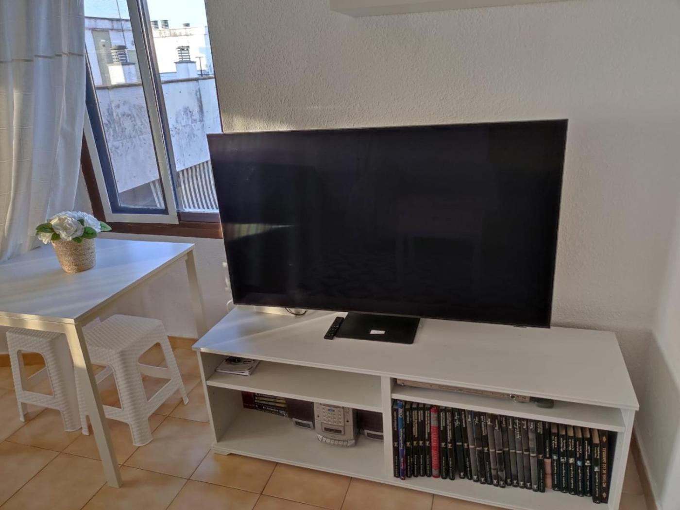 Apartamento Apartamento Triana Plaza Cuba.wifi 500mb Netflix Sevilla
