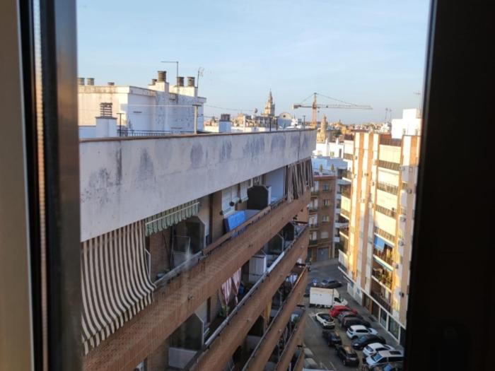 Apartamento Triana Plaza Cuba.wifi 500mb Netflix Apartamento Sevilla